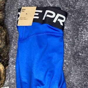 Nike pro 5’ workout